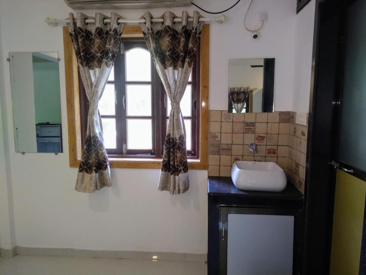 Dsk Studio Apartment, Siolim, Goa. מראה חיצוני תמונה