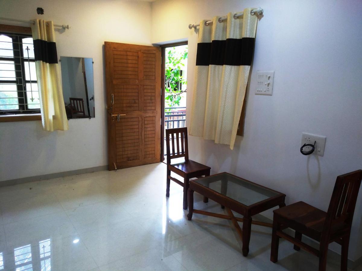 Dsk Studio Apartment, Siolim, Goa. מראה חיצוני תמונה